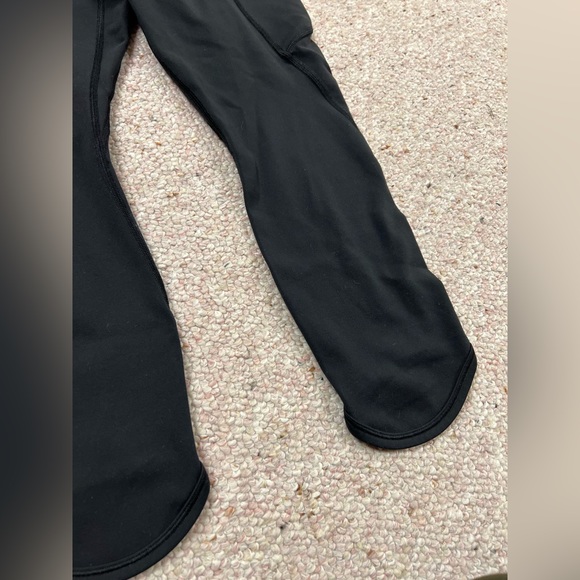 Black athleta crop leggings - Picture 4 of 7